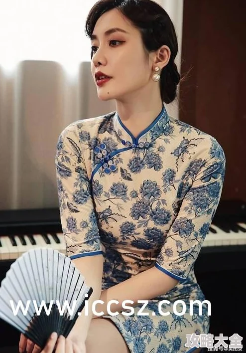 老师 好紧 蕾丝内裤动陈可一：禁忌的爱欲游戏，隐秘的激情世界